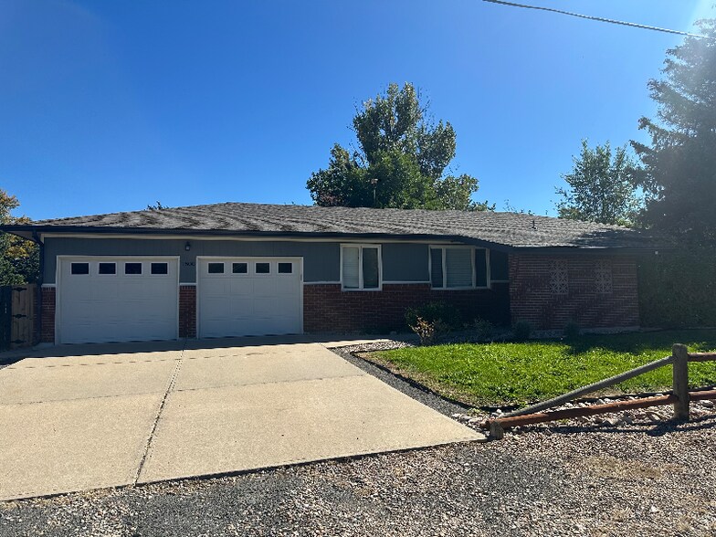 Building Photo - 1500 La Reatta Ct