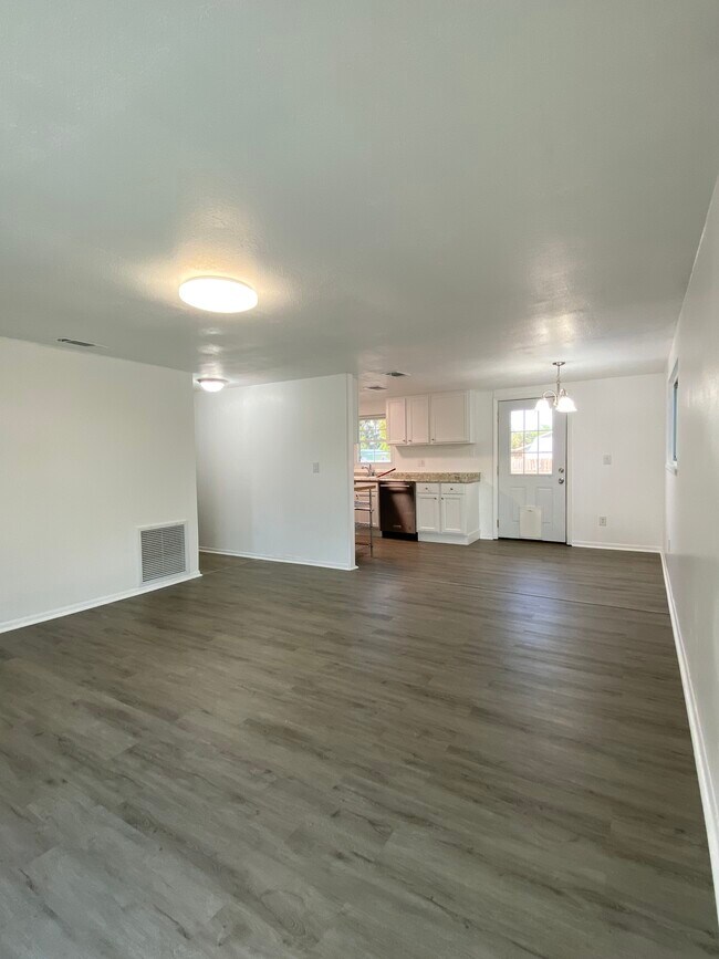 Building Photo - 12120 71st St E