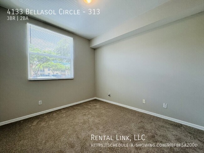 Building Photo - 4133 Bellasol Cir