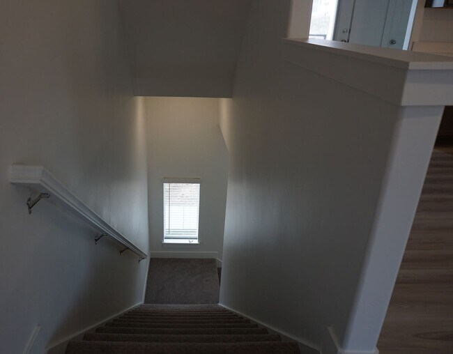 Building Photo - 3091 N Indigo Lp