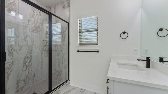 Building Photo - "Brand-new 3-Bedroom Farmington Home with ...