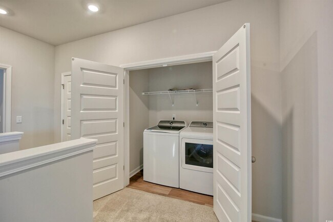 Building Photo - 736 Sturdy Root Pl