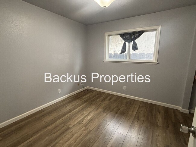 Building Photo - Wonderful Three-Bedroom home in Gonzales