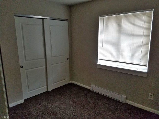 Building Photo - 2 br, 1 bath Apartment - Decatur Downs