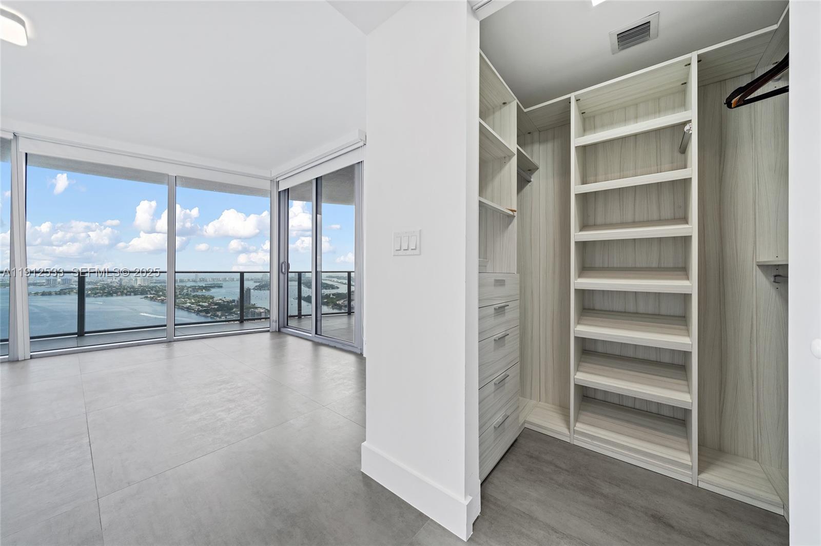 Building Photo - 488 NE 18th St