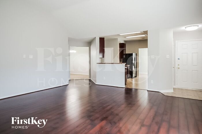 Building Photo - 9819 Barr Spring Dr