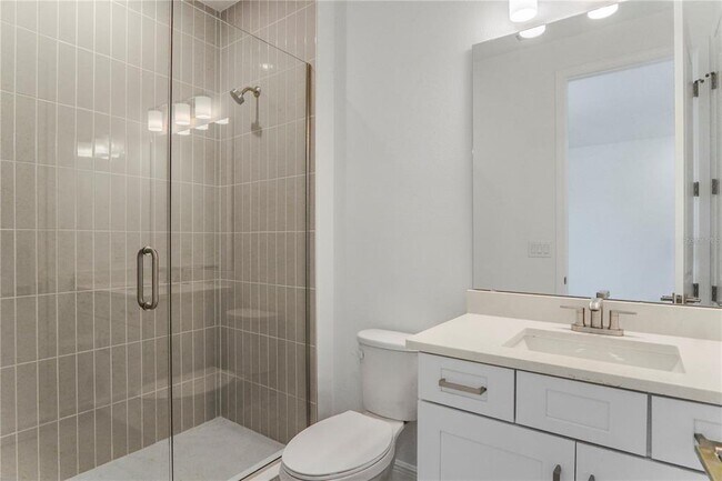 Building Photo - 16120 Volterra Point