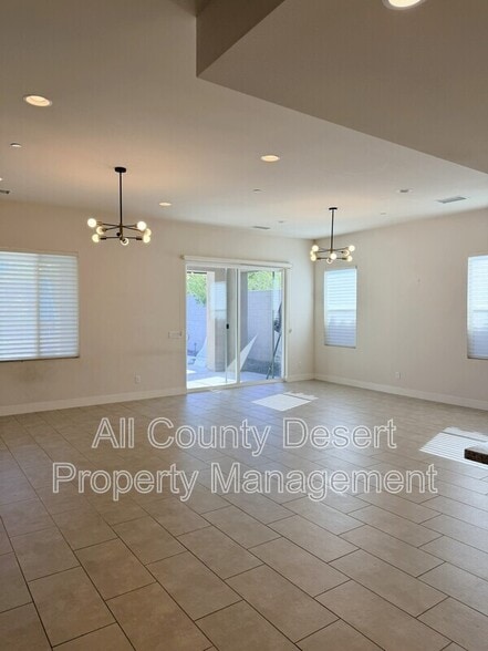 Building Photo - 74565 Tesla Dr