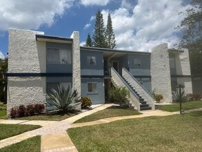 Building Photo - 1561 NE 12th Terrace
