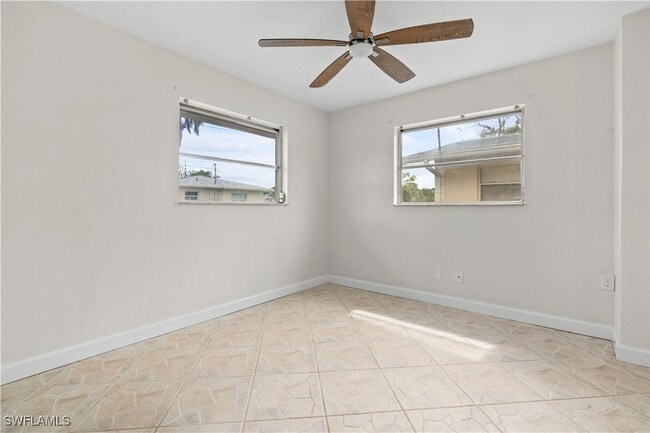 Building Photo - 27470 Village Garden Way