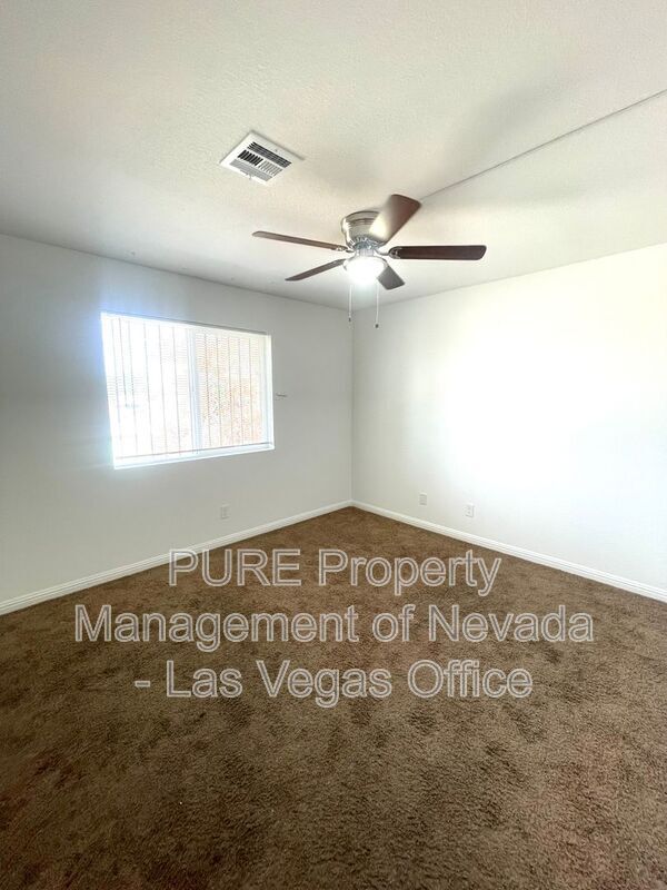 Building Photo - 3512 Rio Robles Dr