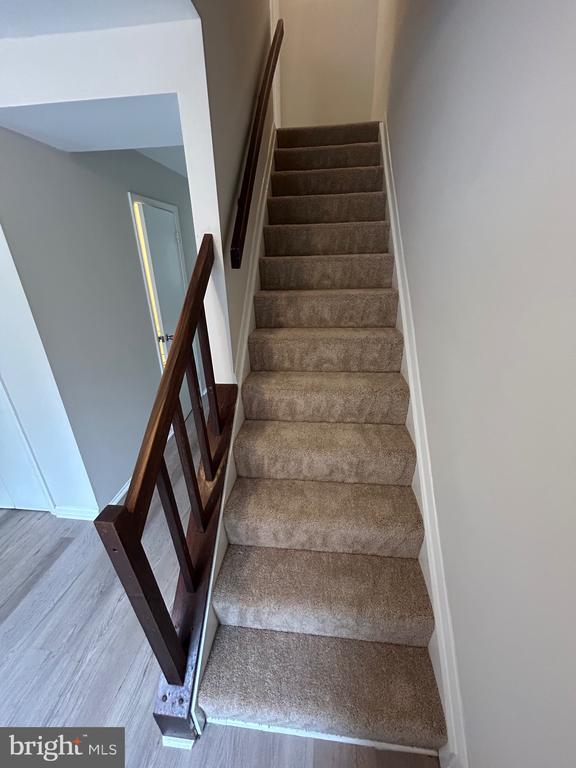 Building Photo - 7051 Knighthood Ln