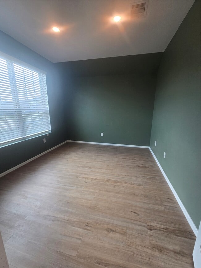 Building Photo - 9919 Kingston Liberty Ln