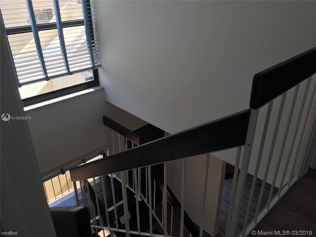 Building Photo - 2 br, 2.5 bath  - Brickell Forest Condo