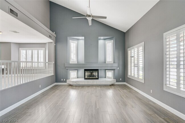 Building Photo - 3800 Beacon Point St