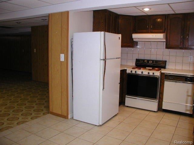 Building Photo - 2952 Sylvan Dr