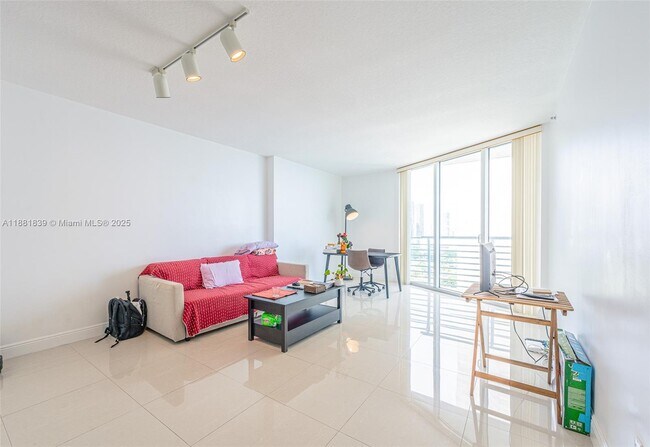 Building Photo - 335 S Biscayne Blvd