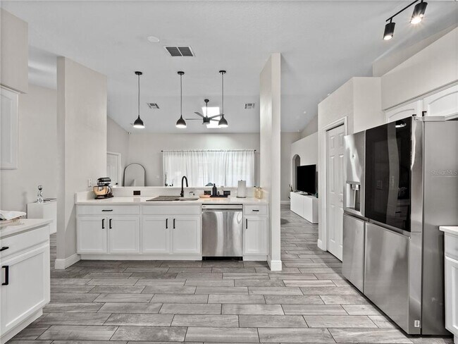 Building Photo - 117 Rachel Lin Ln