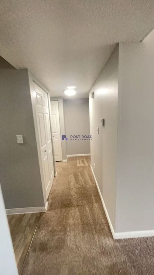 Building Photo - 605 W 27th St S