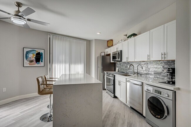 Building Photo - 1 Bedroom Furnished Condo in Lake Las Vegas