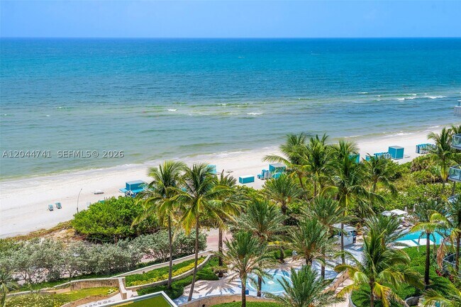 Building Photo - 6801 Collins Ave