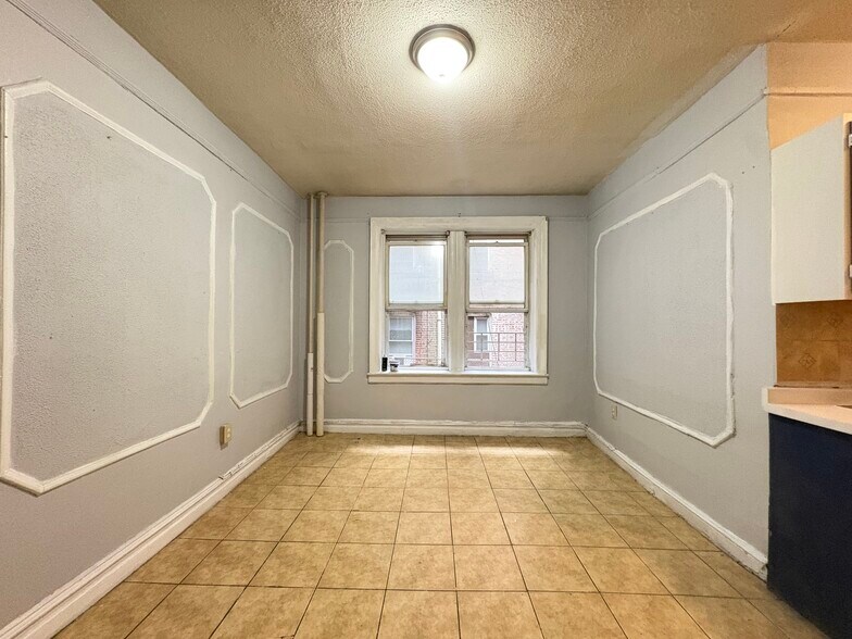 326 Summit Ave 103 - 333 Summit Ave