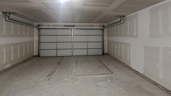 Building Photo - 1825 Melanie Dr