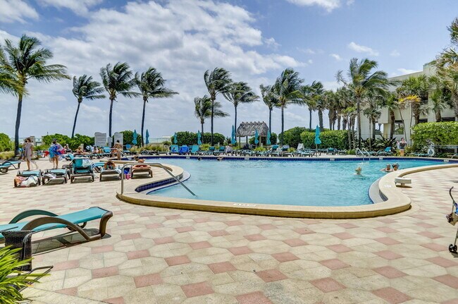 Building Photo - 3801 S Ocean Dr