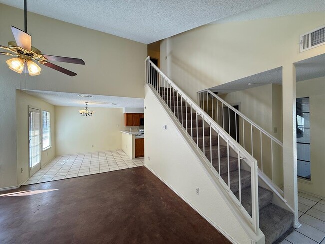 Building Photo - 12803 Humphrey Dr