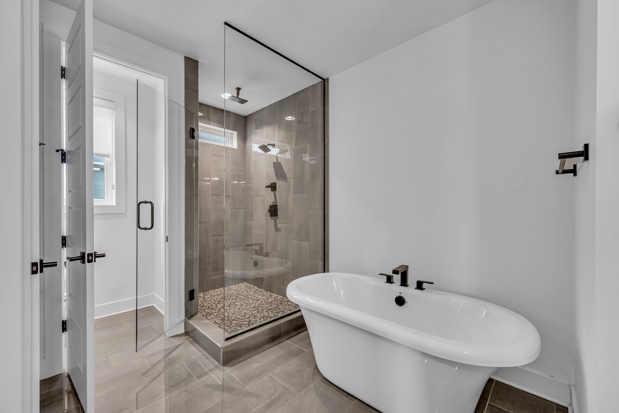 Building Photo - 3325 Felicia St