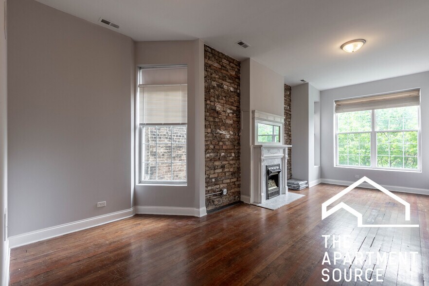 Primary Photo - 1740 W Huron St