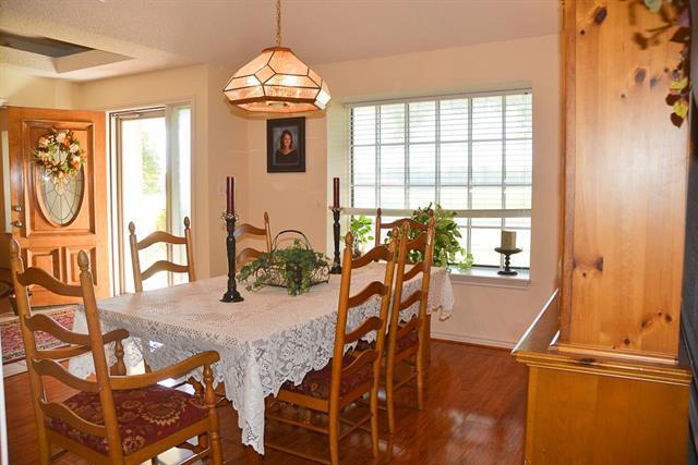 Building Photo - 2713 N Spring Dr