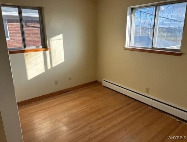 Building Photo - 22 Dreyer Ave