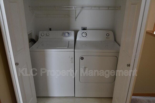 Building Photo - 7764 Beech Tree Ln