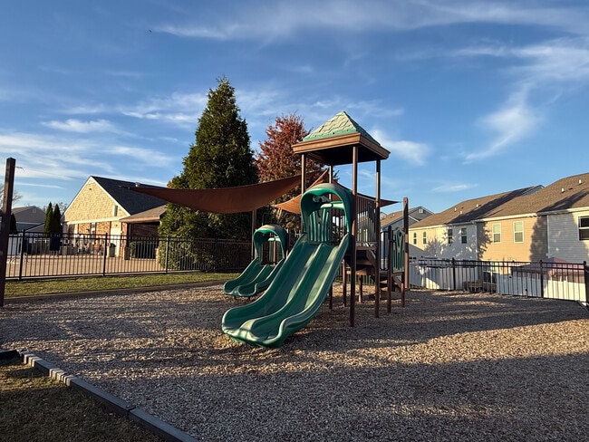 Building Photo - 7025 Magnolia Crossings