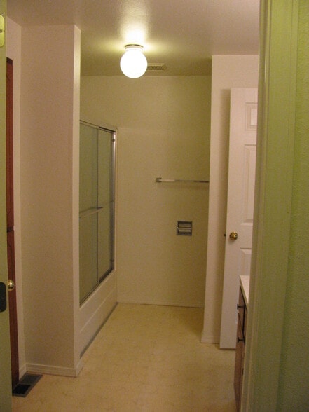 Building Photo - 12204 105th Ave Ct E