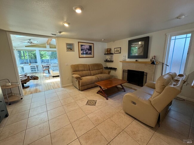 Building Photo - 4845 Marshall Dr