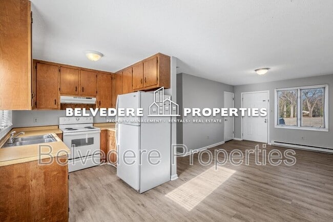 Building Photo - Third Ave N (507)