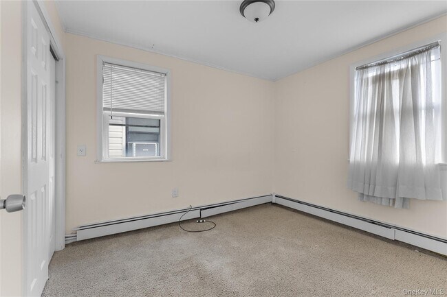 Building Photo - 52 Maryland Ave