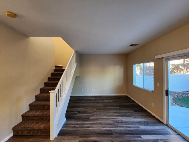 Building Photo - Lovely 3-Bedroom Home in a cul-de-sac