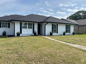 Building Photo - 7205 Ridgeview Dr
