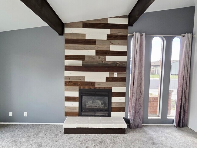 Building Photo - 1968 E 5850 S