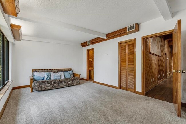 Building Photo - 4811 Soundside Dr