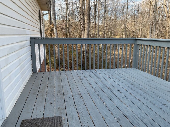 Building Photo - 2 Bedroom, 2 Baths Duplex Apartment for Rent with Unfinished Basement