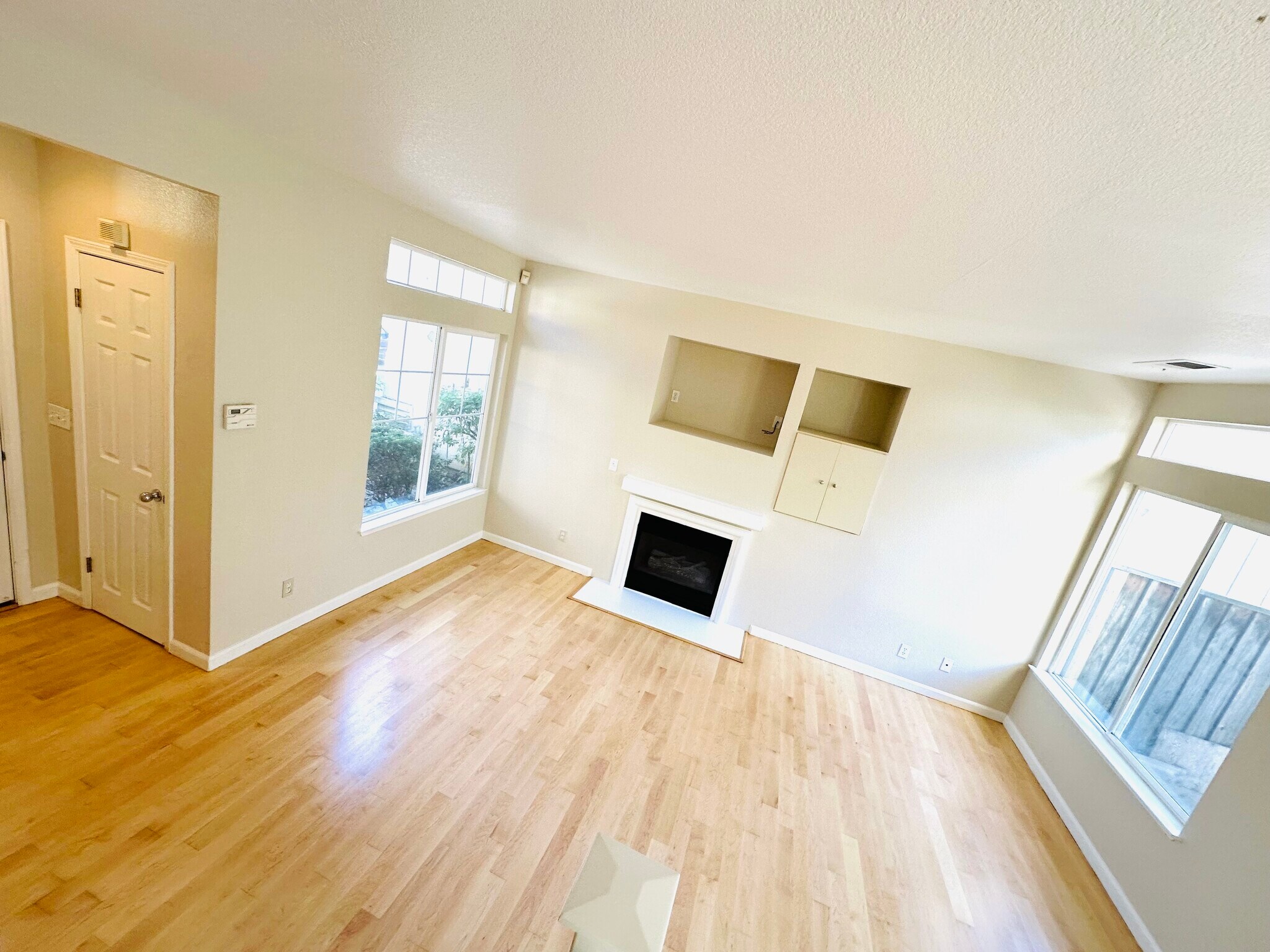 Building Photo - 3729 Seine Ct