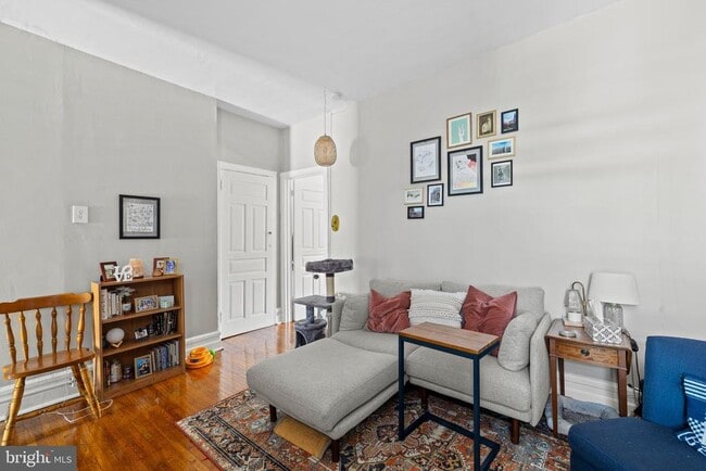 Building Photo - 876 N 23rd St