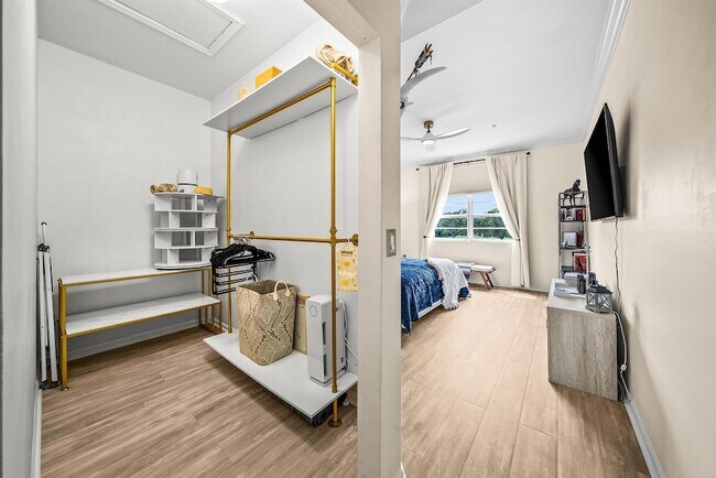 Building Photo - 11720 St Andrews Place St