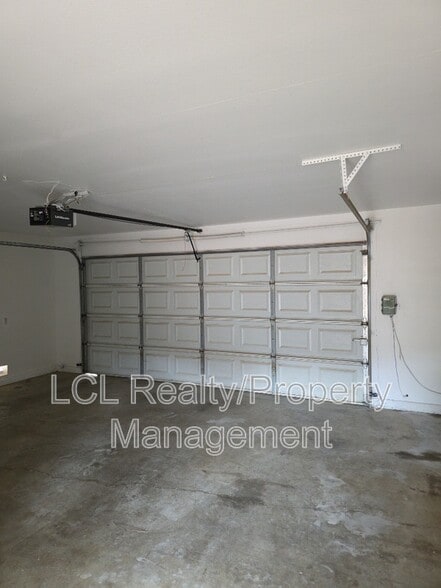 Building Photo - 22561 Forrest Rd