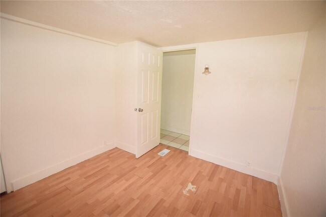 Building Photo - 5101 N Kaliga Dr