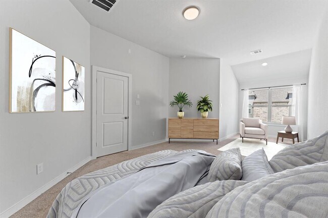 Building Photo - 16514 Lake Austin St